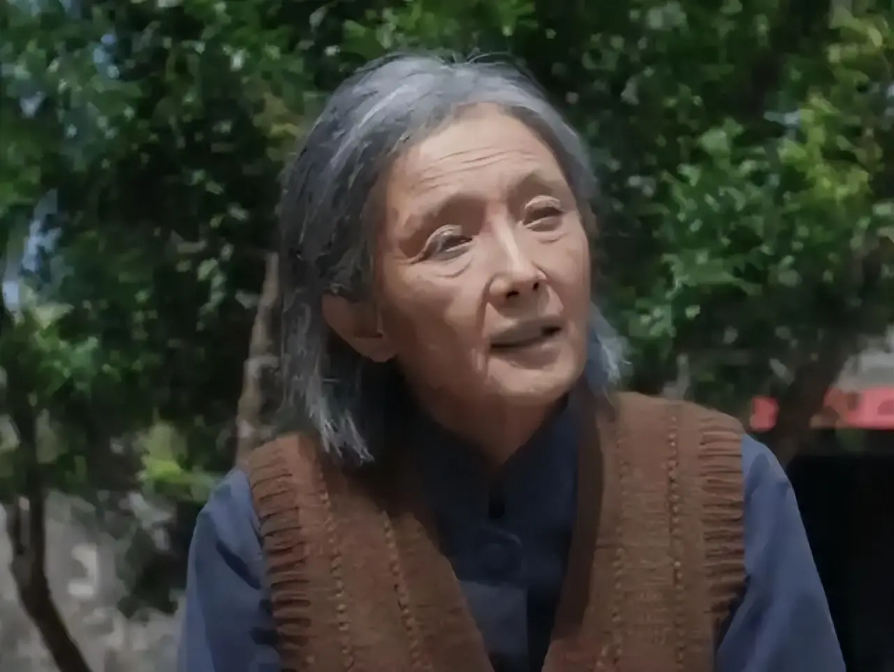 98策略 杨幂在《生万物》中的老年戏，堪称绝唱，这是她脱胎换骨后的爆发